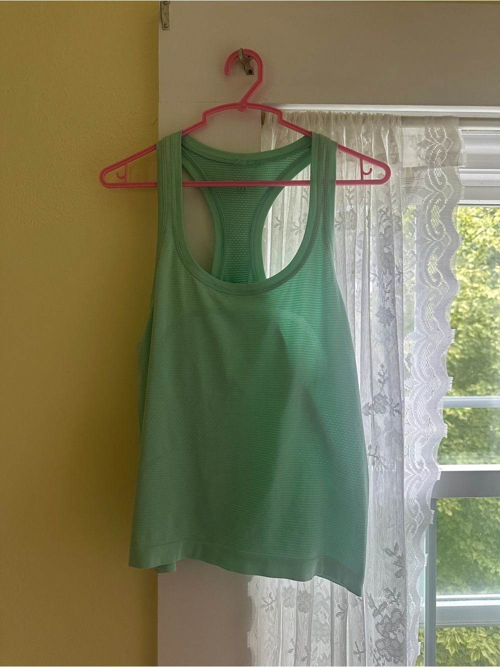 Lululemon swiftly tank